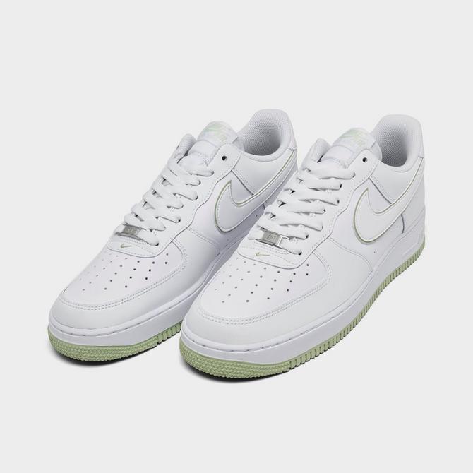 Nike air force hotsell 1 low white mens