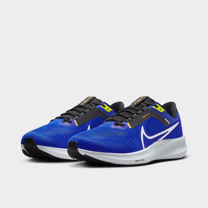 Nike extra wide 2025 men's running shoes