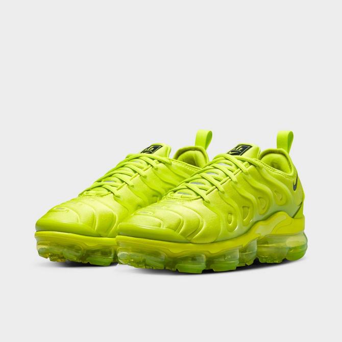 Women's nike air vapormax hotsell plus running shoes yellow