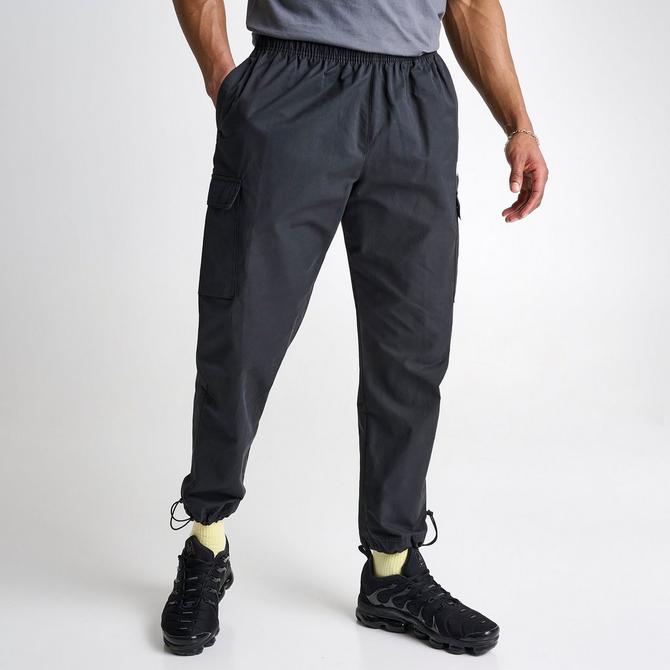 Nike Sportswear Tapered Cargo Pants 'Club Fleece' in Black