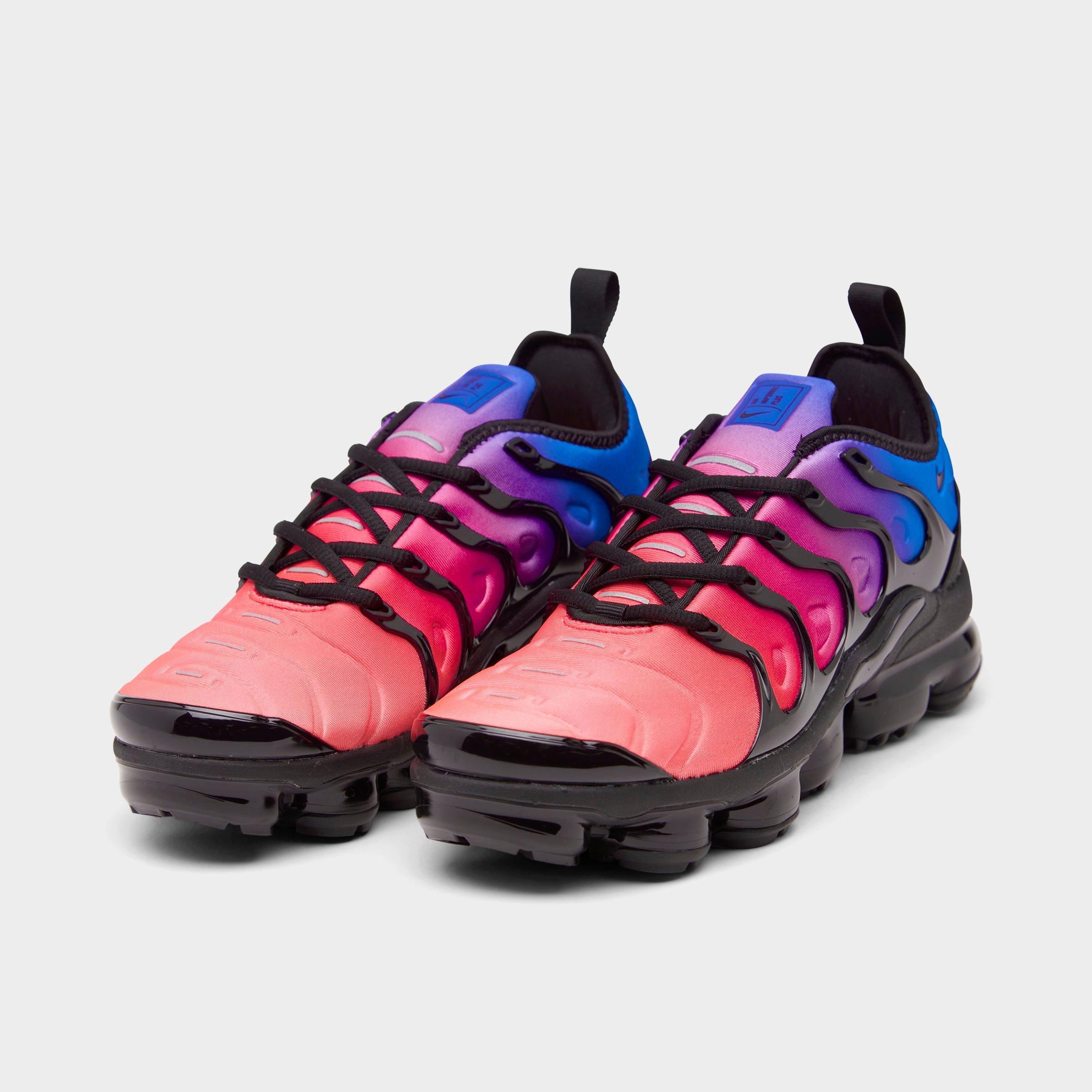 nike vapormax plus blue and pink