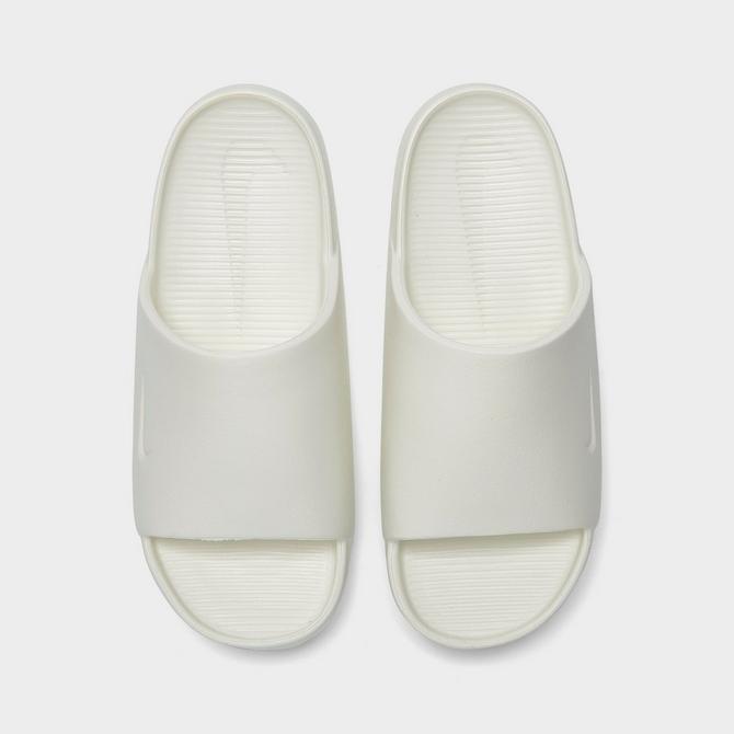 Comfy nike slides deals