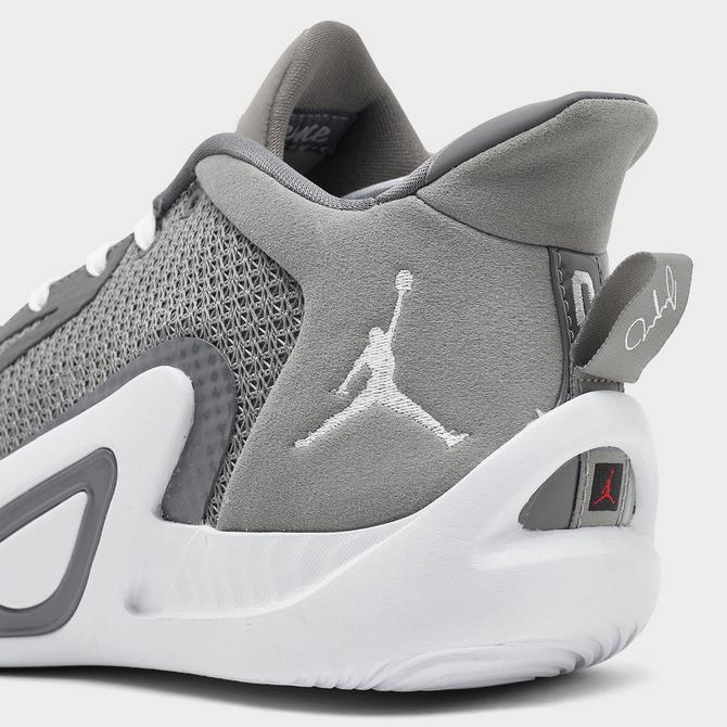 Grey jordan basketball store shoes