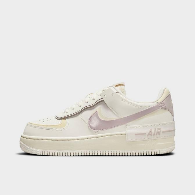 Nike air force 2025 1 low womens jd