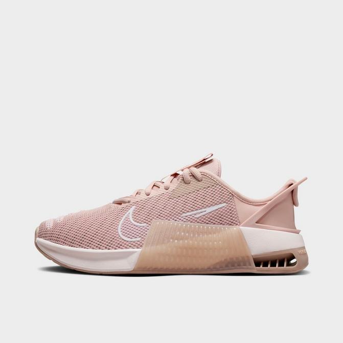 Nike pink metcon hotsell