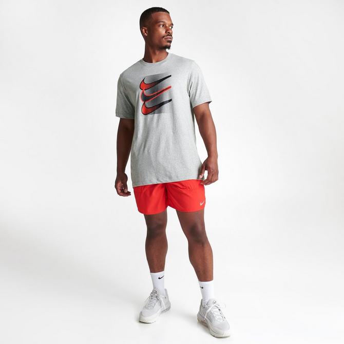 Nike sportswear store logo t shirt