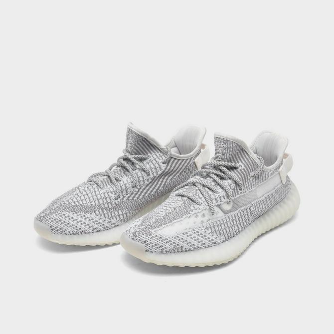 YEEZY BOOST 350 V2箱明細タグも保管してあります