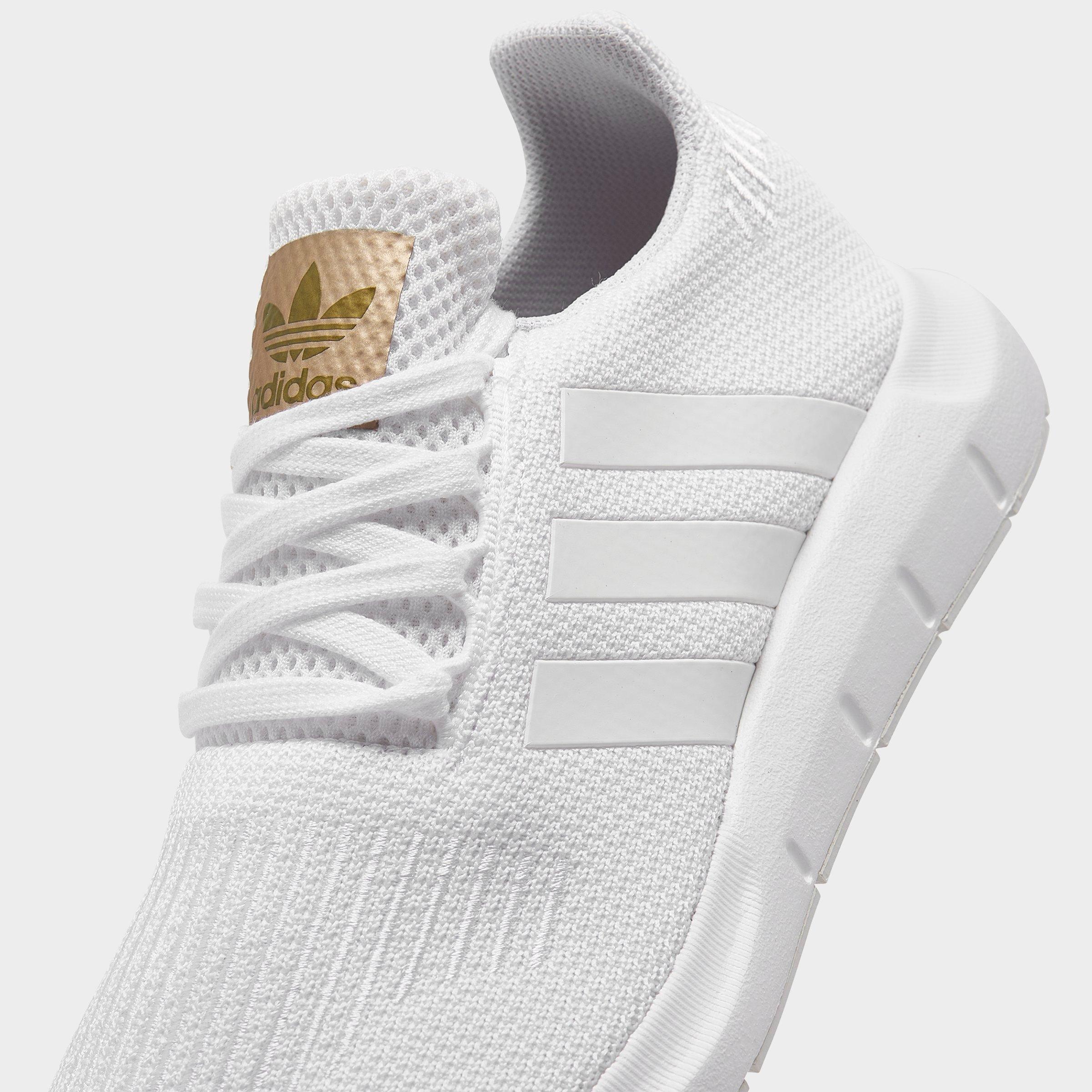 adidas swift run women's white