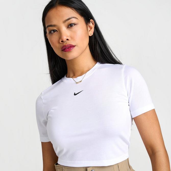 Nike Sportswear Swoosh Short Sleeve Crop Top – The Curvy Shop