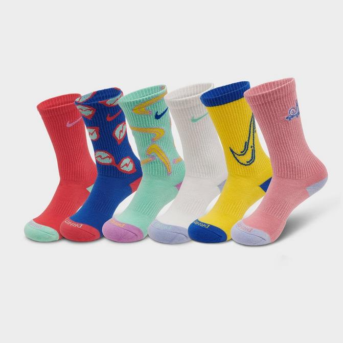 Youth white best sale nike socks