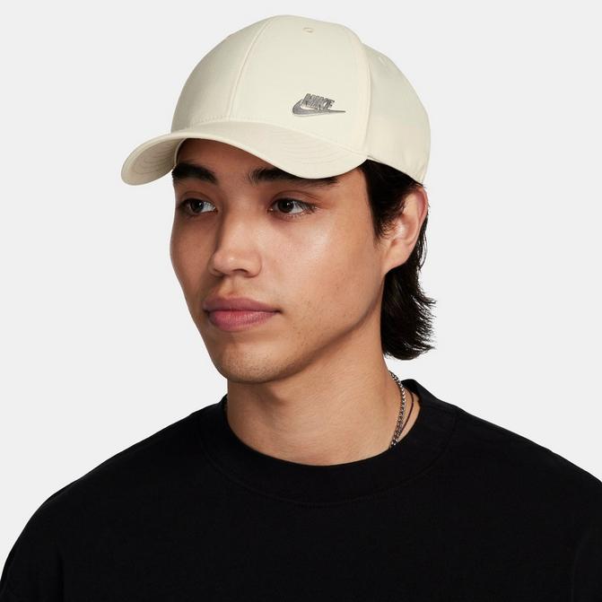 Nike Dri-FIT Club Structured Metal Logo Strapback Hat