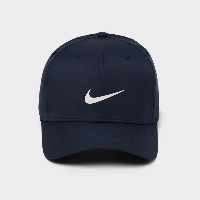 Nike Dri-FIT Club Structured Swoosh Strapback Hat