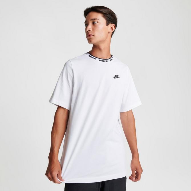 Wer zuerst kommt Men\'s Nike Sportswear Club Futura Sports T-Shirt| JD Logo