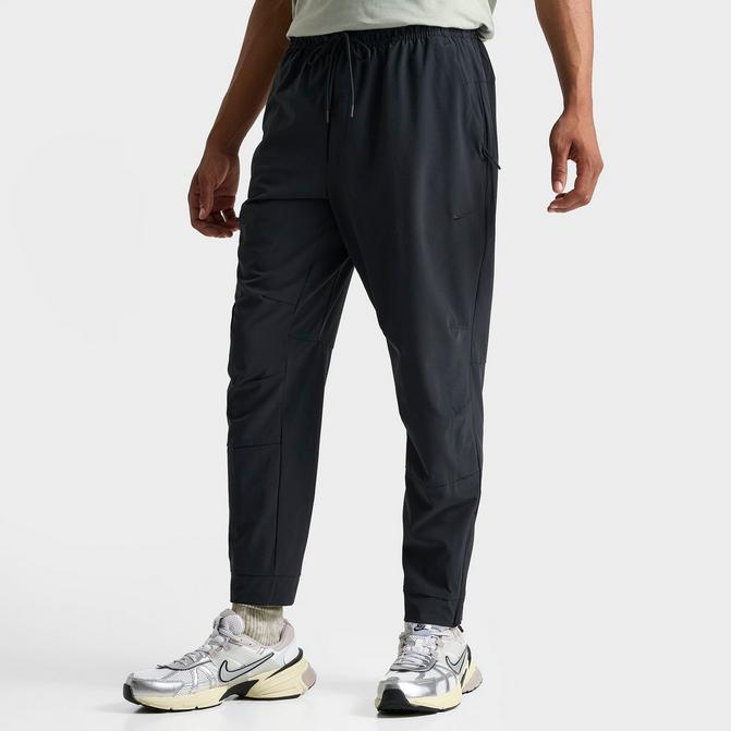 Nike sweatpants best sale tapered leg