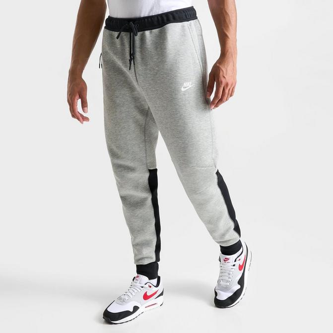 Jd sports nike tech best sale fleece joggers