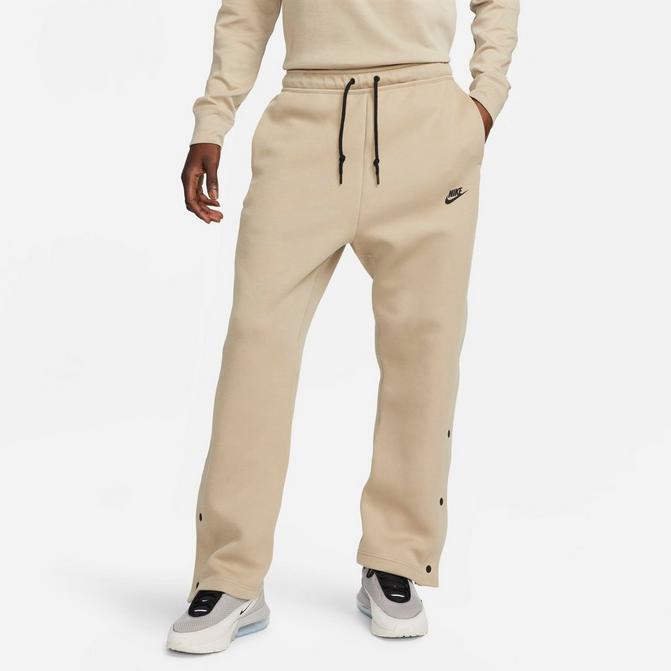 Nike Sportswear Tech Fleece Men's Loose Fit Tear-Away Pants. Nike.com