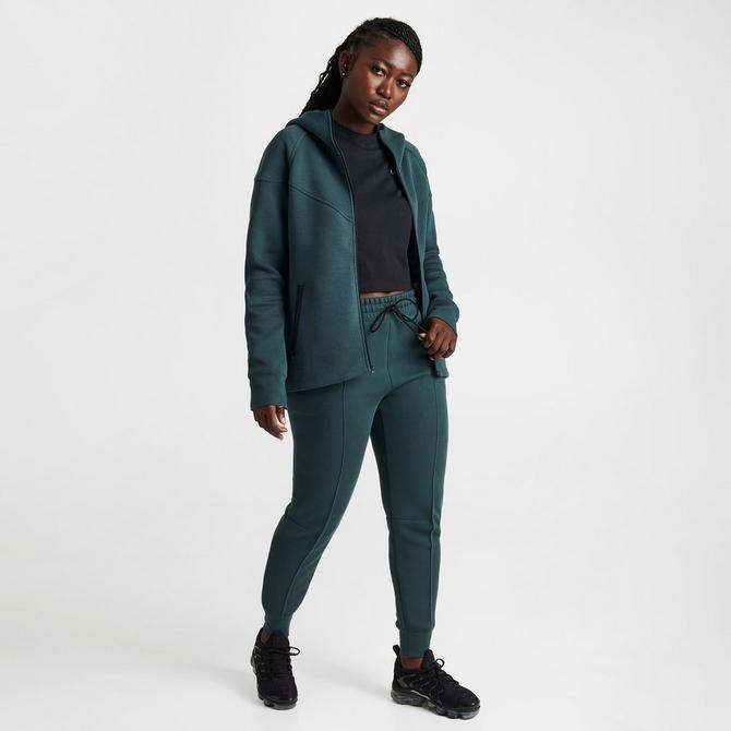 Nike women's store sportswear tech fleece