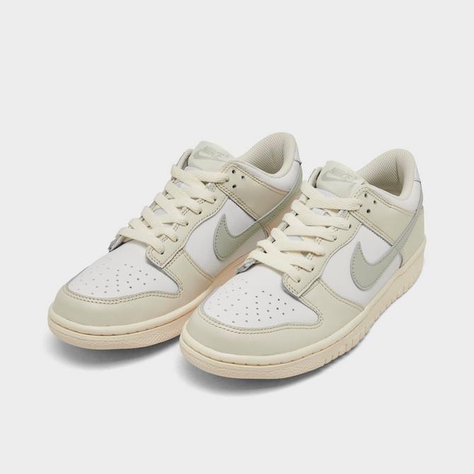 Nike silver dunks best sale