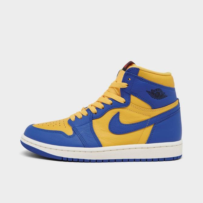 Women's Air Jordan Retro 1 High OG Casual Shoes| JD Sports