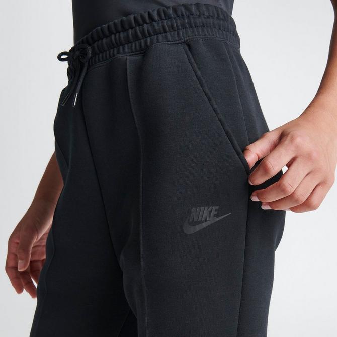 Girl discount nike sweats