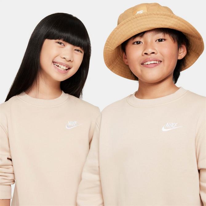 Nike Sportswear Club Fleece Big Kids' Sweatshirt. Nike.com