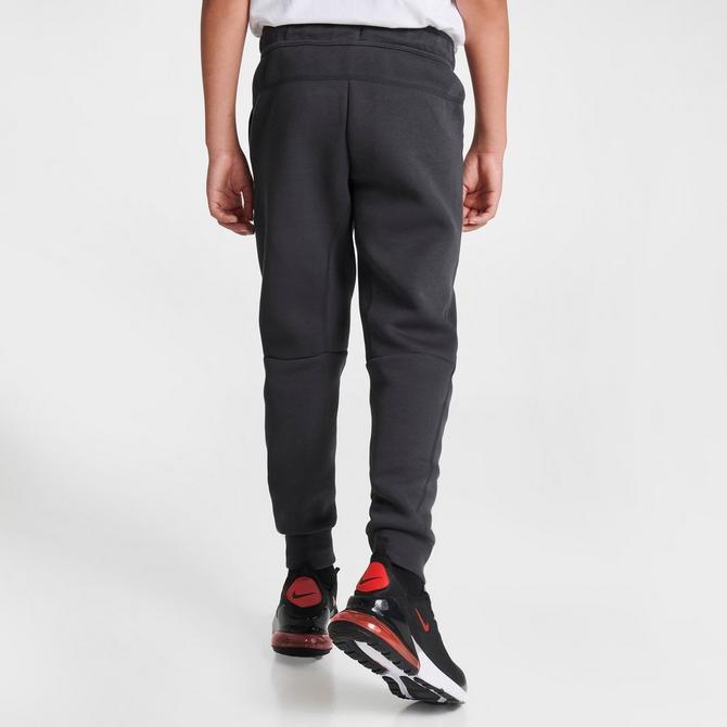 boys nike black joggers