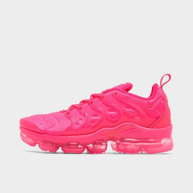 Bright store pink vapormax