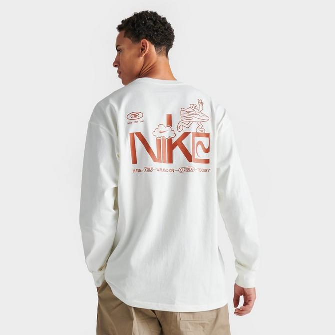 Nike Sportswear Men's Long-Sleeve T-Shirt.