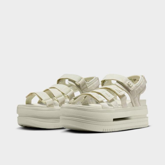 Nike open sandals hotsell