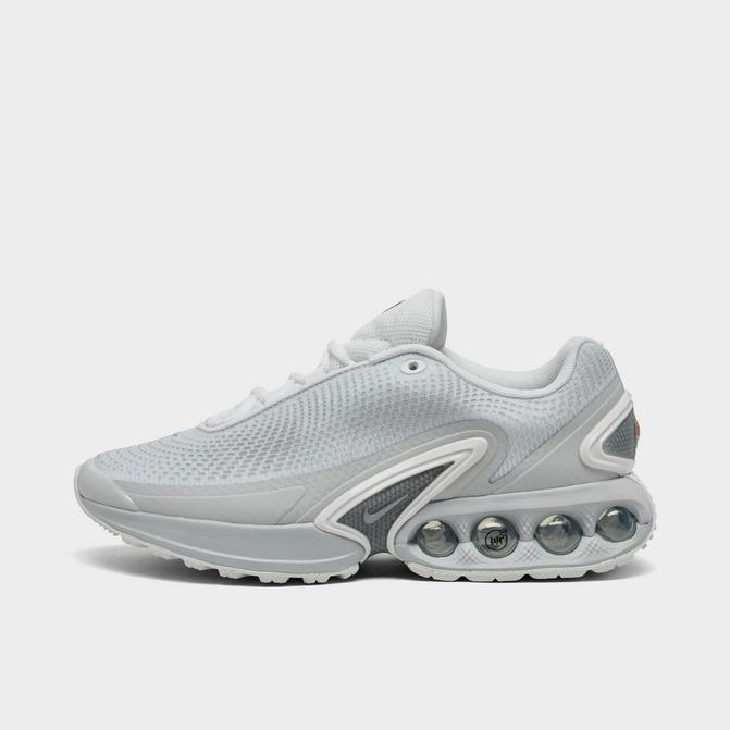 2020 women's nike air max hotsell