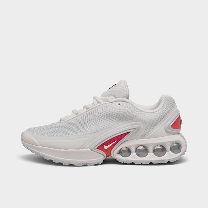 Jd sport nike 200 deals