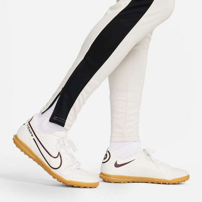 Jd sports nike academy clearance