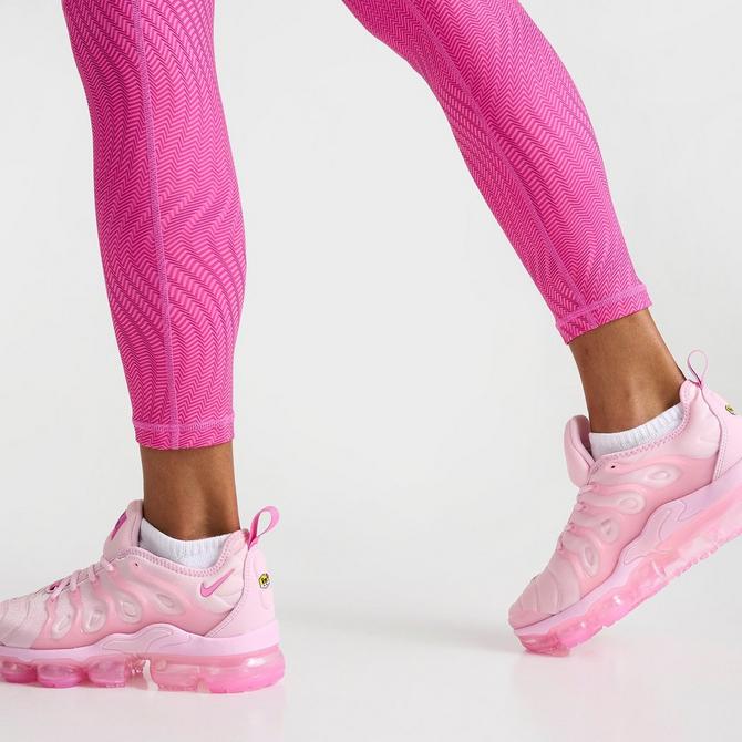 Nike Pro Girls' Training Capri Leggings : : Clothing, Shoes &  Accessories