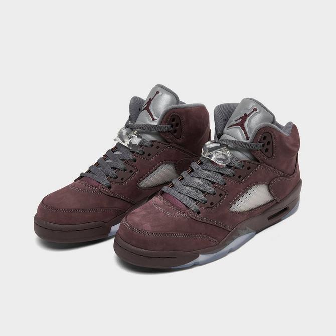 Burgundy jordan outlet shoes