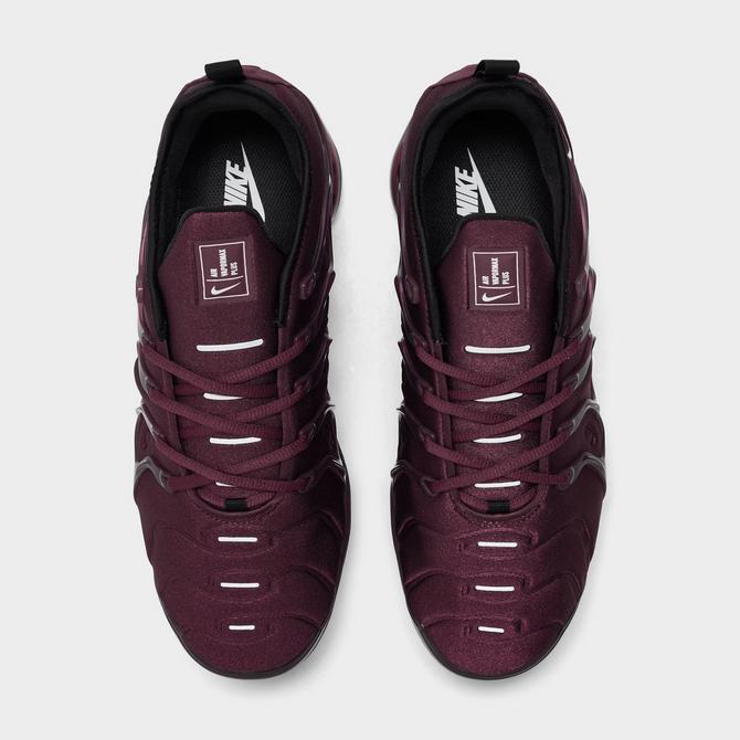 Maroon vapormax on sale