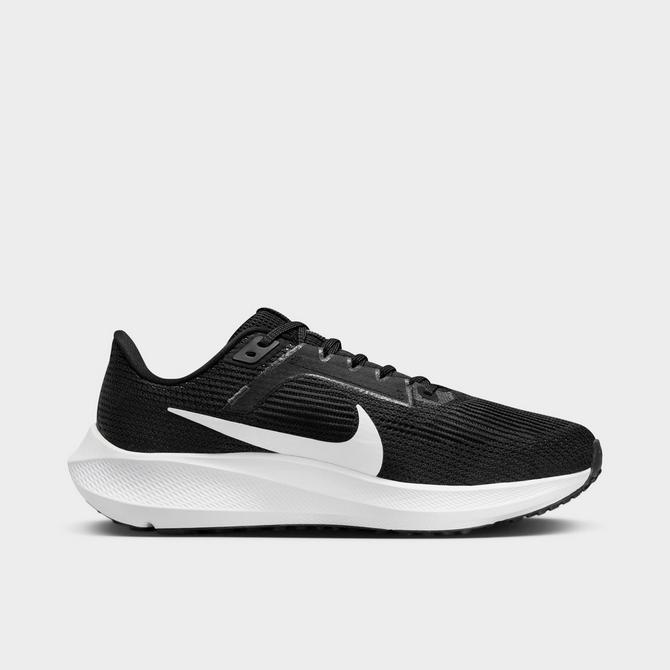 Nike women's clearance sneakers wide width