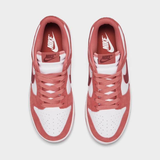 Nike dunk discount sb valentine's day