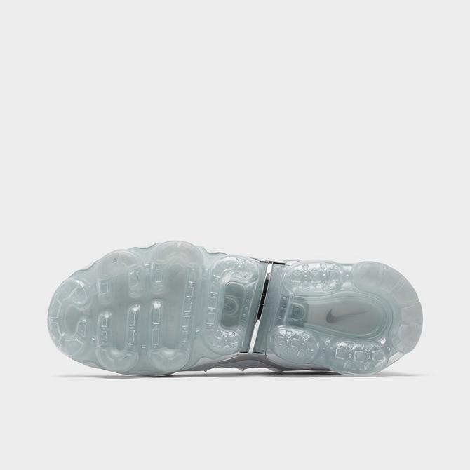 Nike vapormax plus white woman hotsell