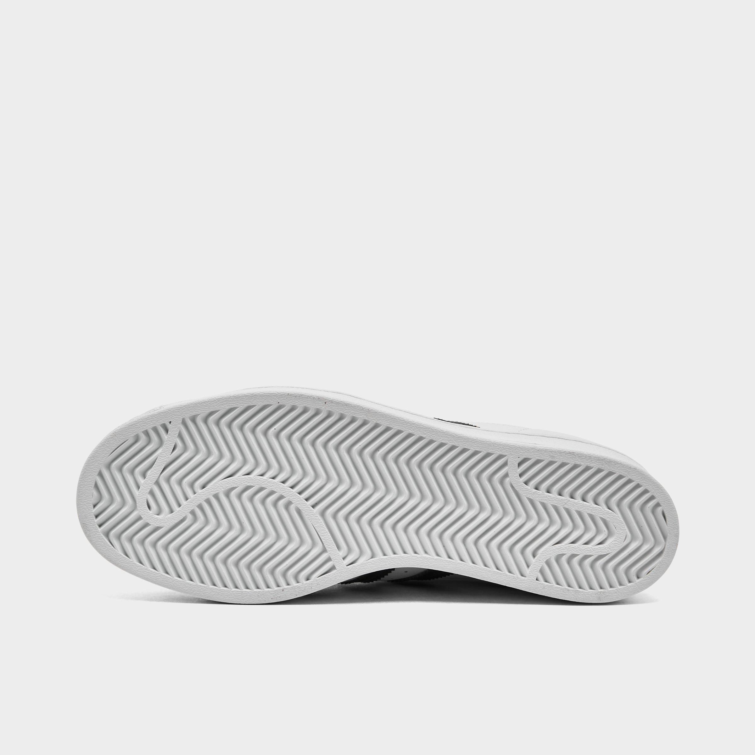 adidas flat bottom shoes