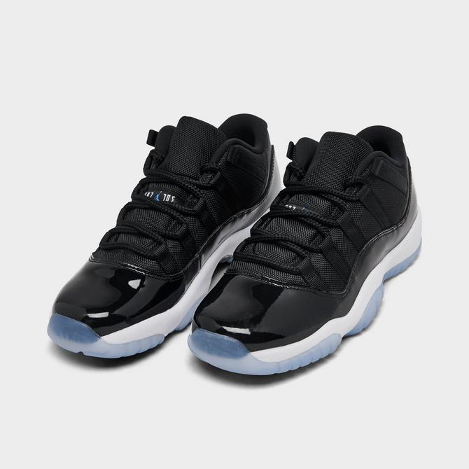 Jordan 11 low youth on sale