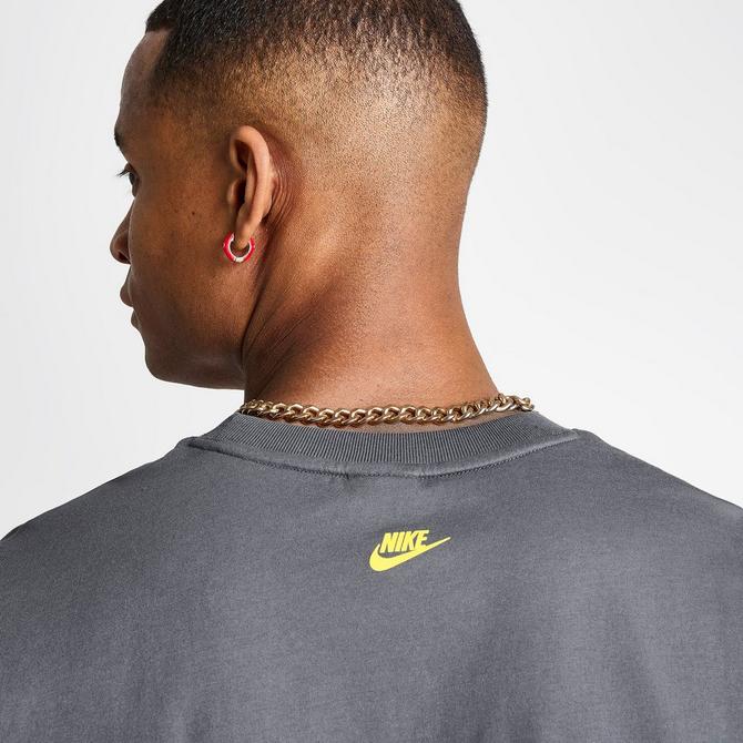 Men s Nike Sportswear Air Max Futura Graphic T Shirt