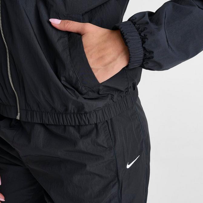 Women's Nike Windrunner Loose UV Woven Full-Zip Jacket| JD