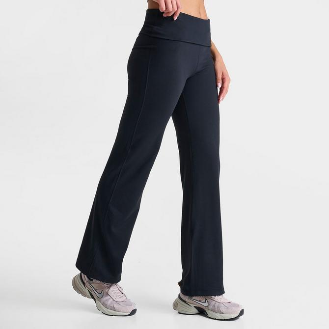 Nike leggings with nike across legs best sale