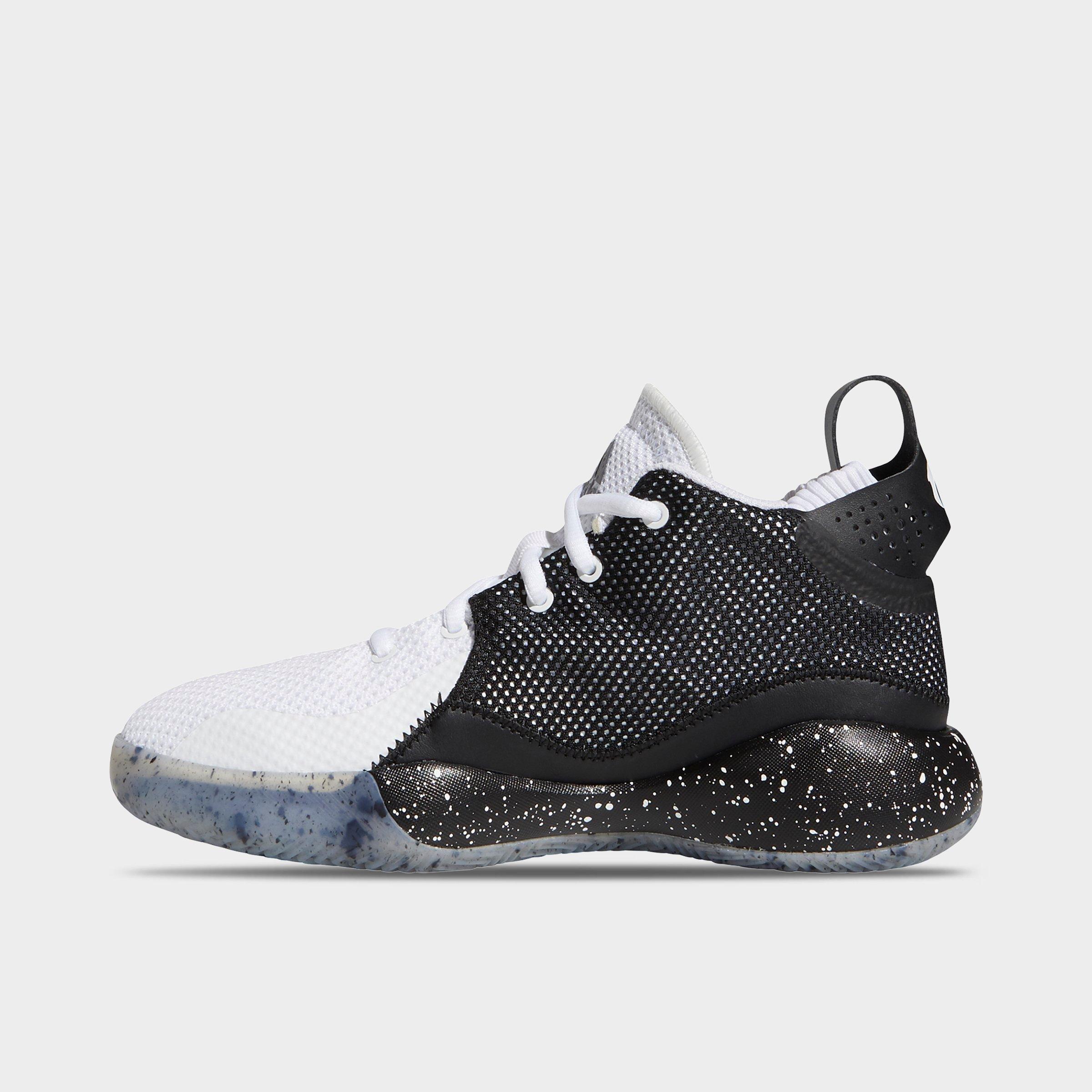 d rose basketball shoes