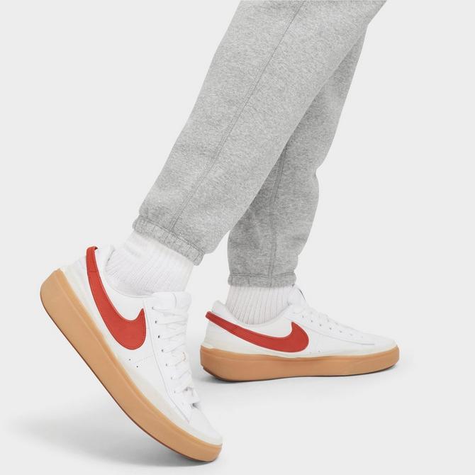 Nike club varsity jogger store