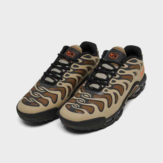 Men s Nike Air Max Plus Drift Winterized Casual Shoes