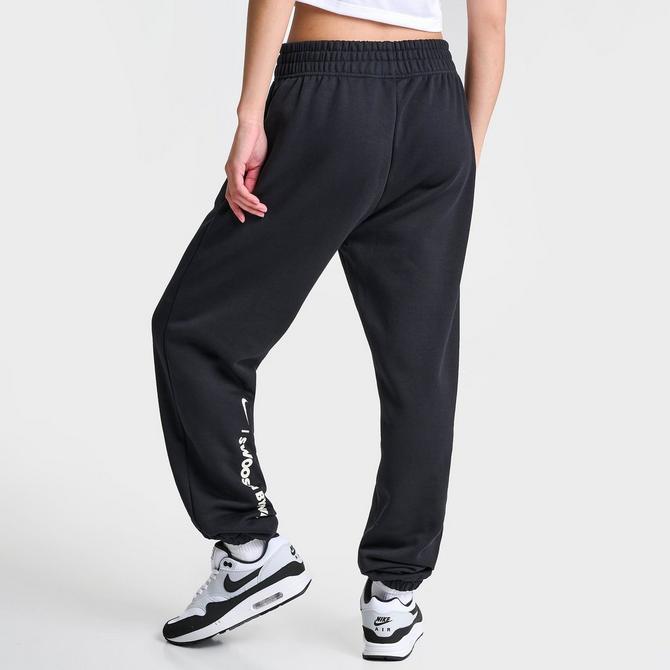 Nike swoosh fleece joggers womens hot sale