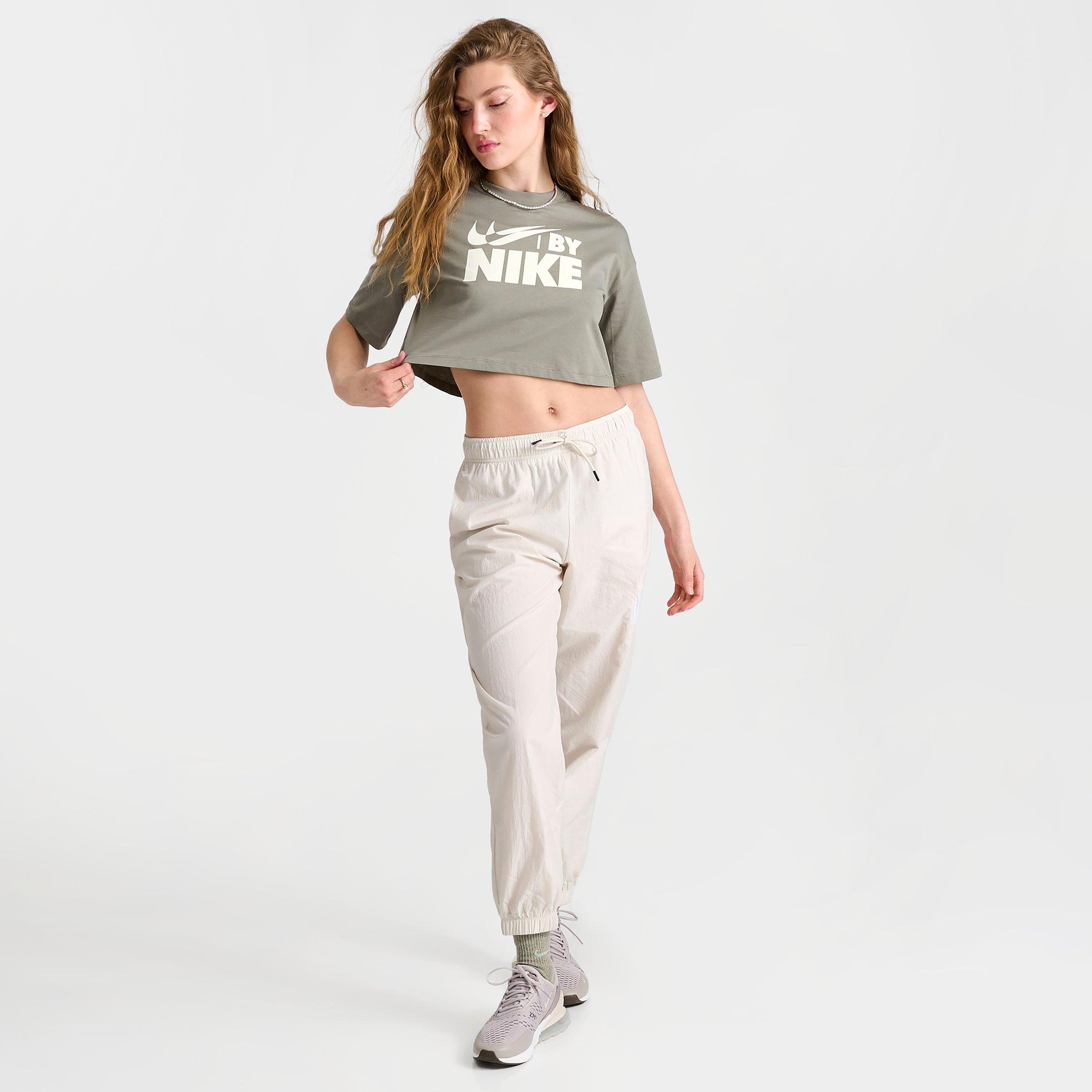 Nike crop top 2025 and sweats set