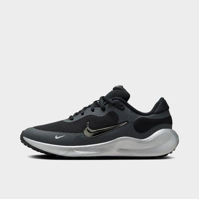 Nike revolution 2 black best sale