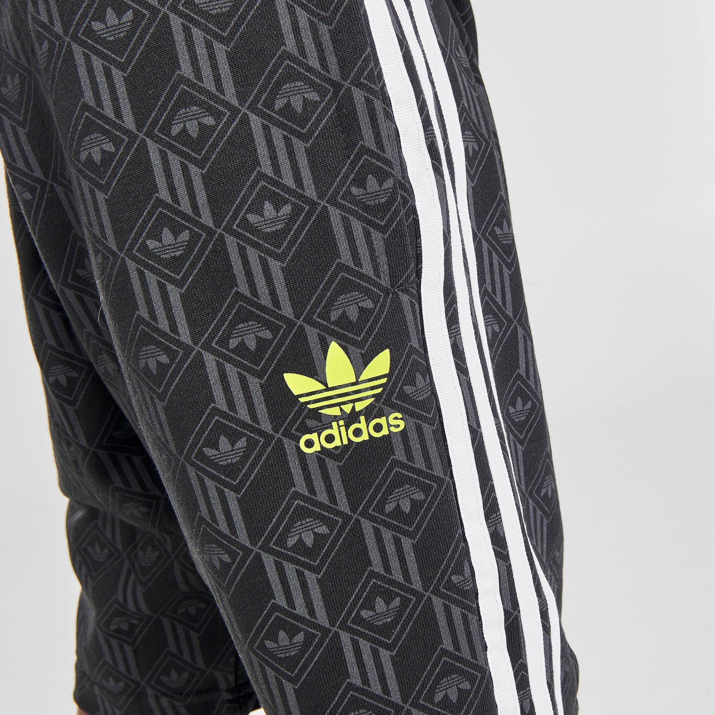 adidas originals trefoil shorts